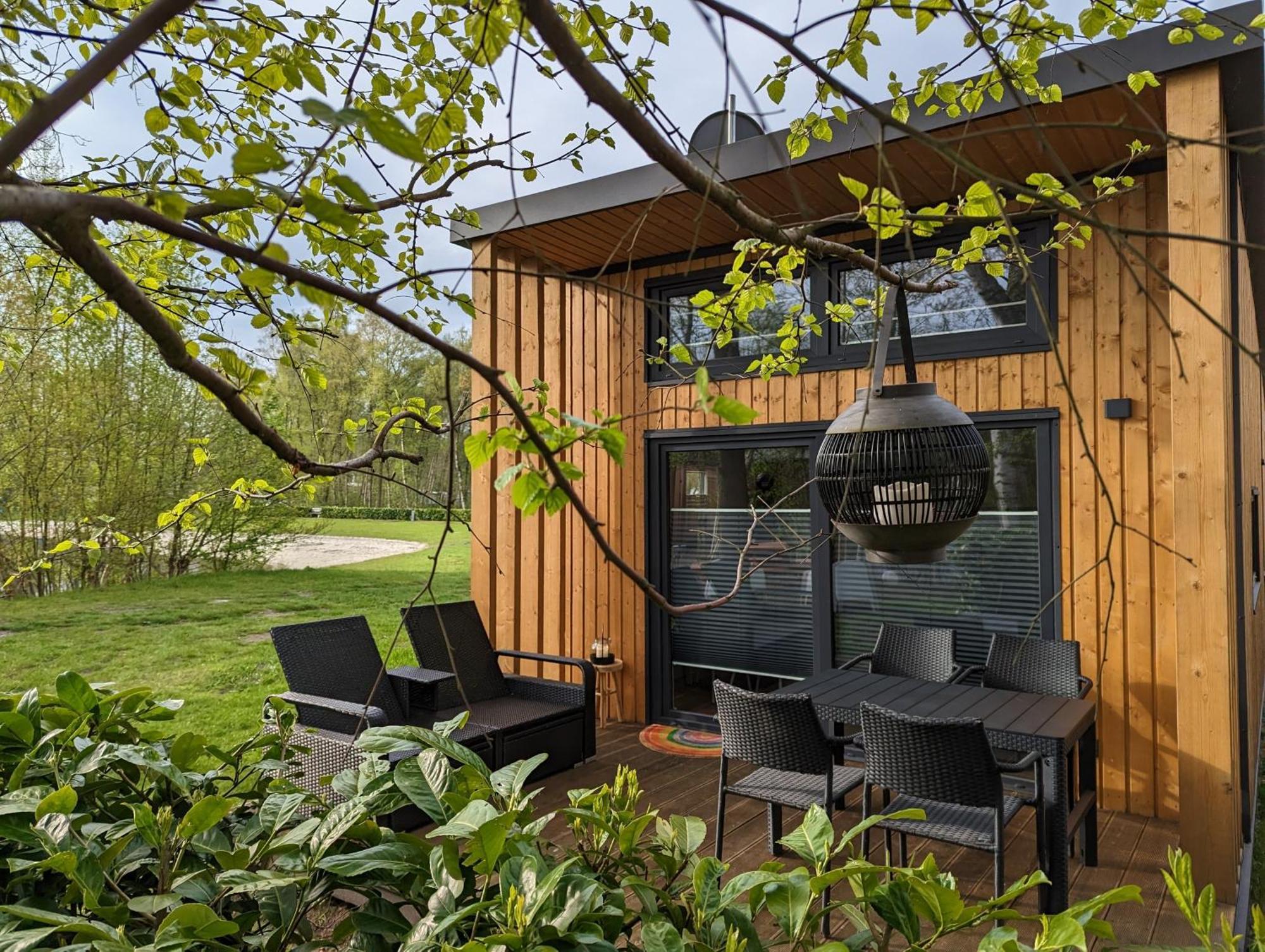 Tinyhouse Daniel Villa Papenburg Exteriör bild